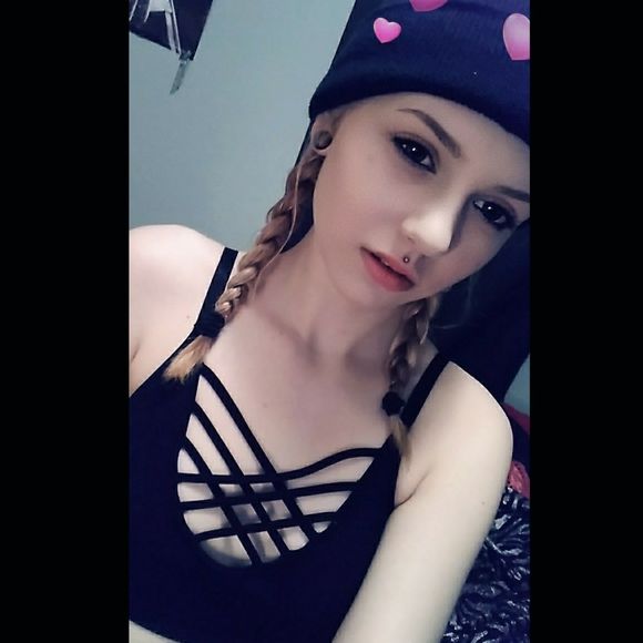 Meet your Posher, Bre - Picture 1 of 1